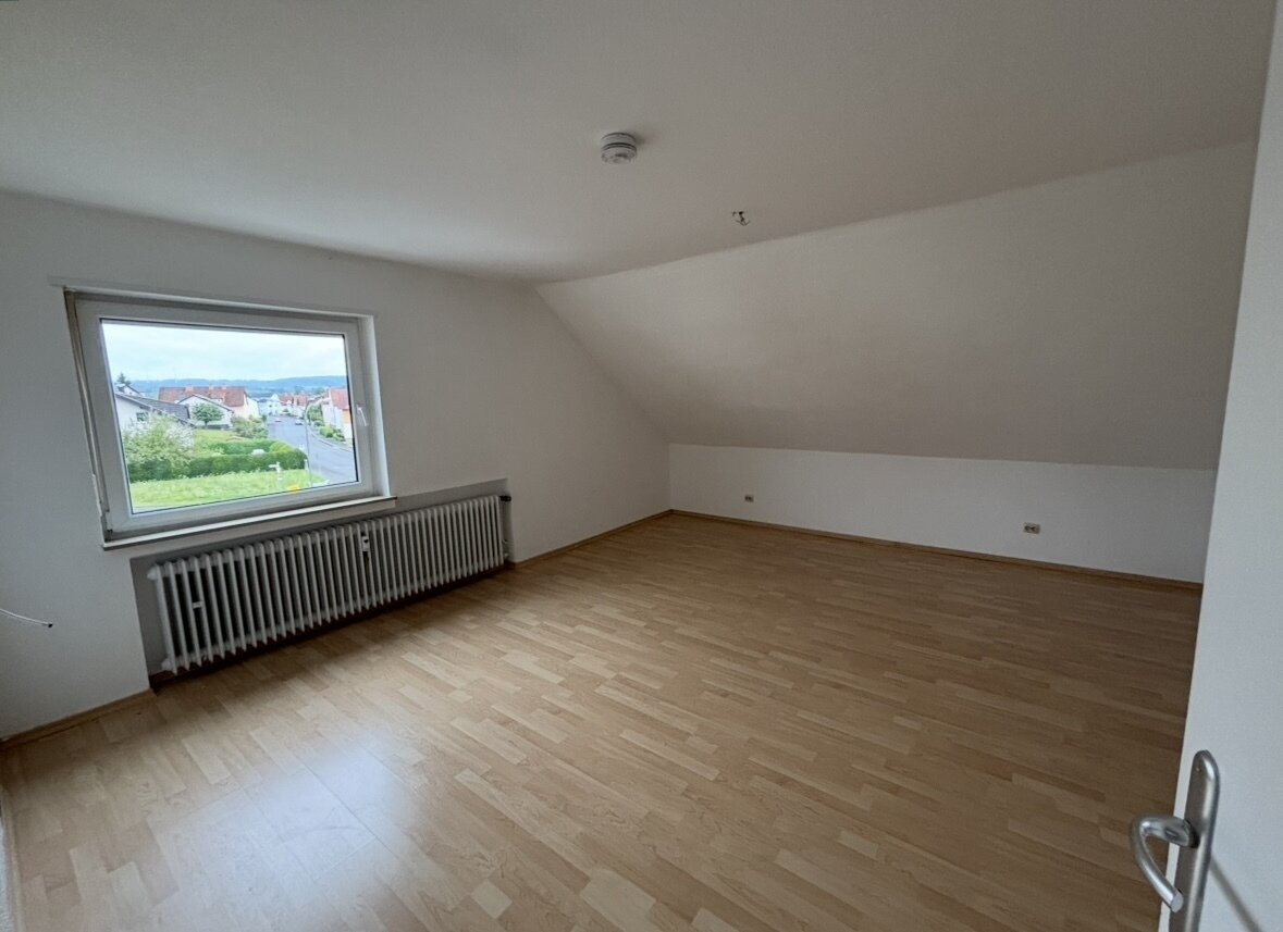 Helle schöne 3 Zimmer Wohnung in der Kerngemeinde Flieden